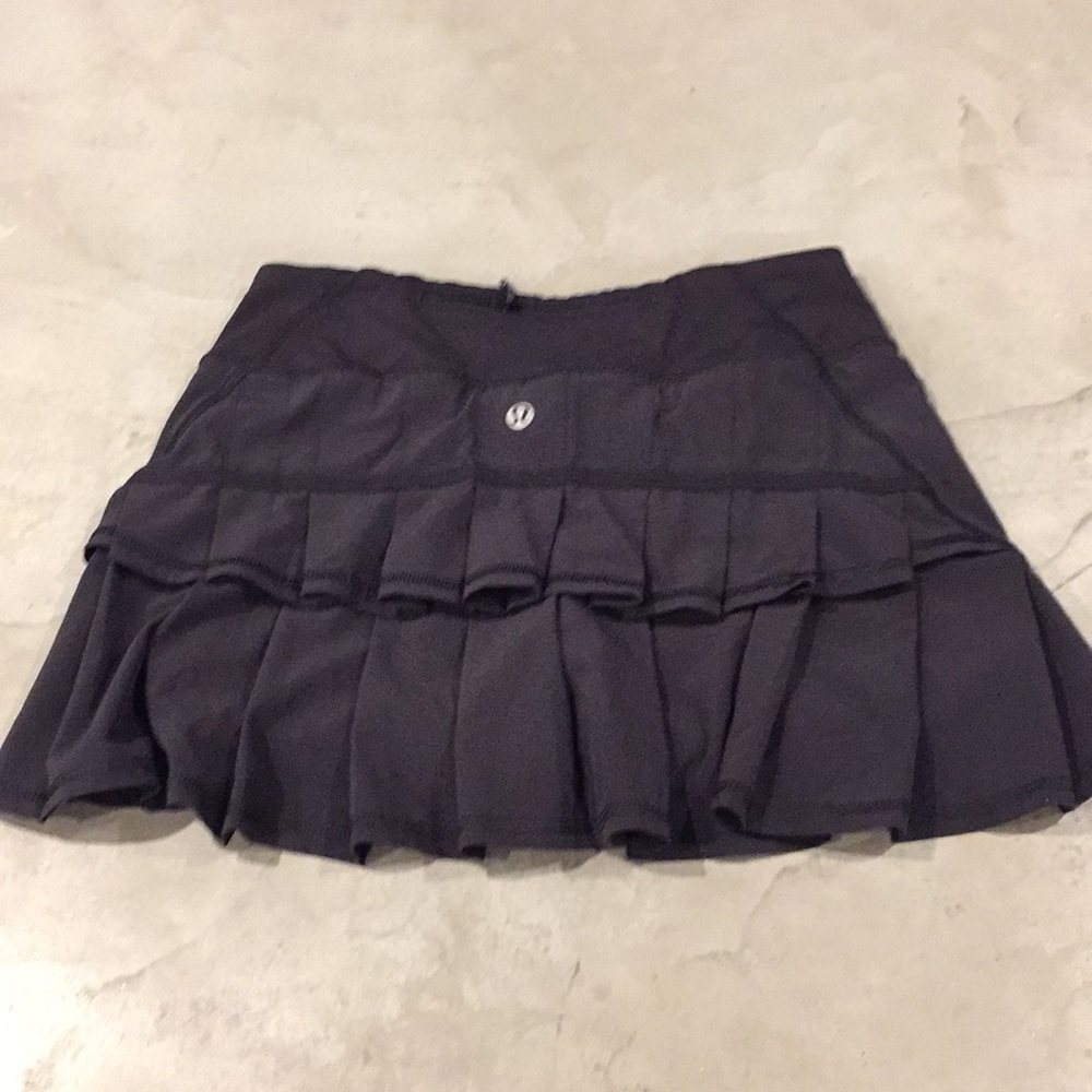 Lululemon skirt size 2